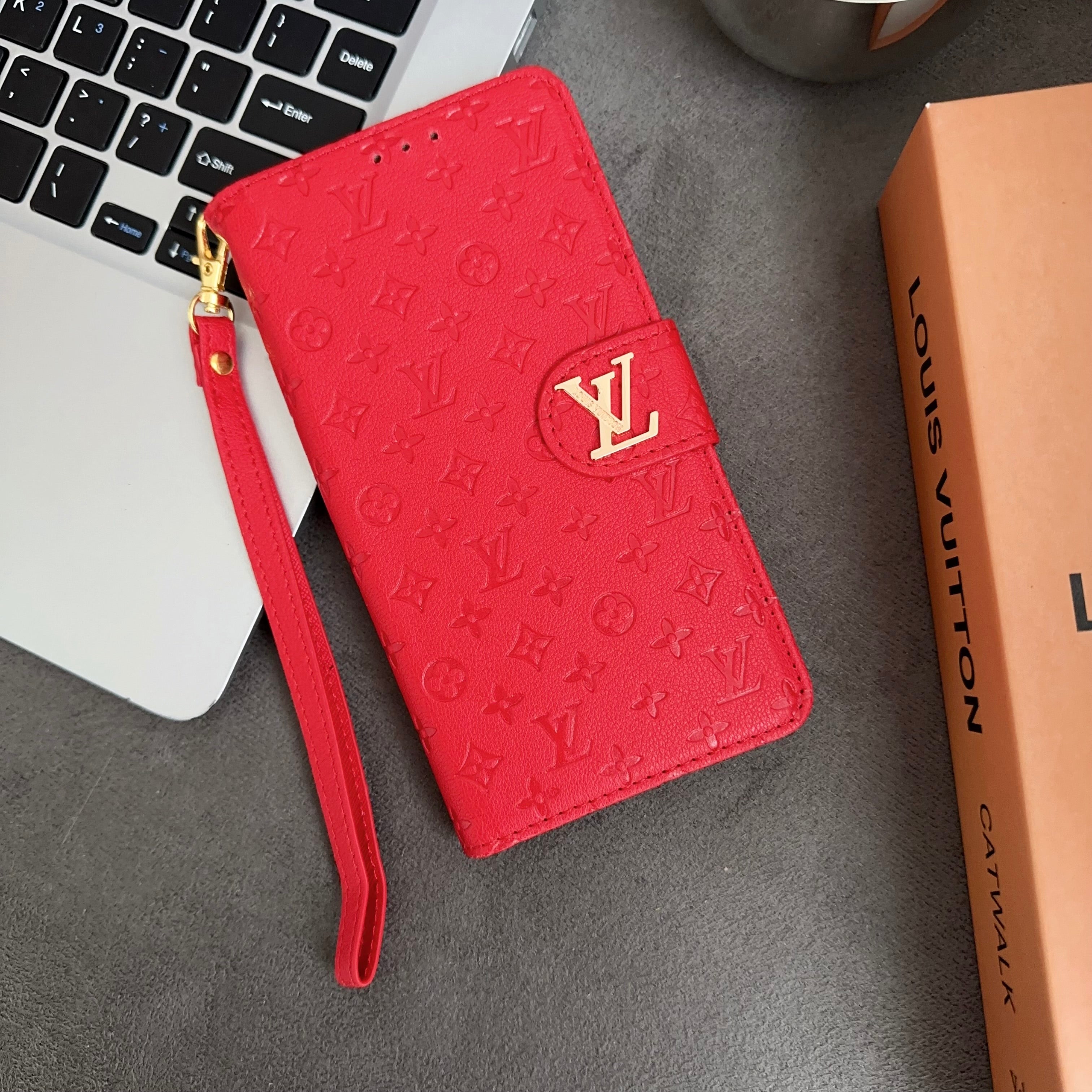 Lou Card Holder Chain iPhone Case