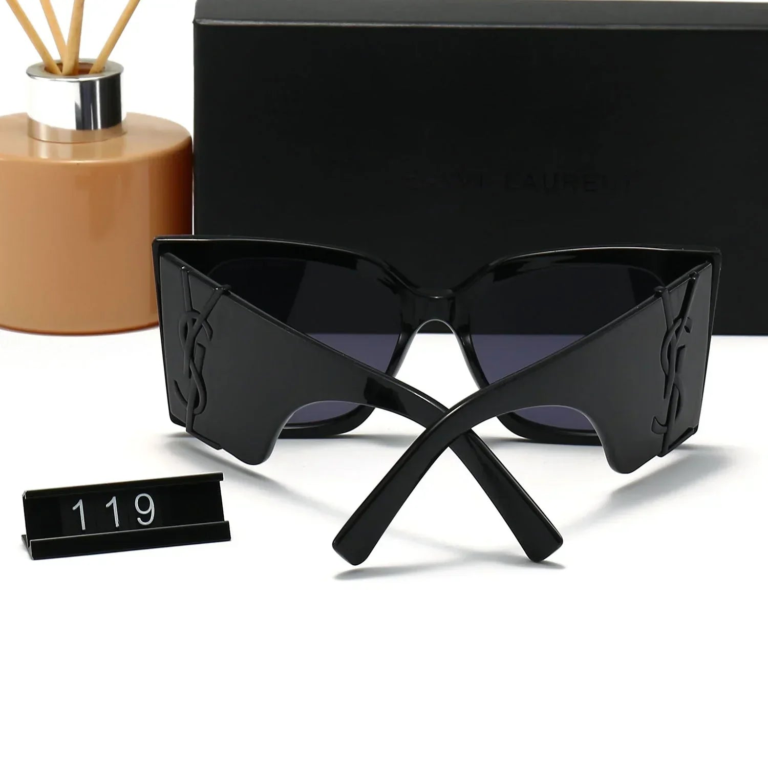 Luxury Large Frame Sunglasses Y