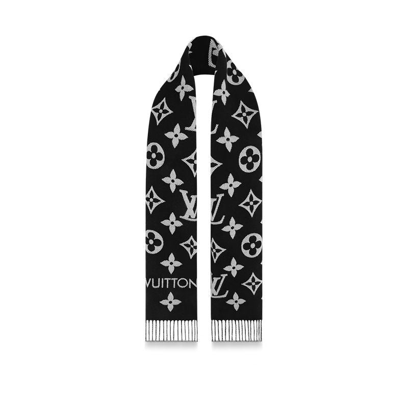 Stylish Scarf – A Must-Have for the Polished Goddess